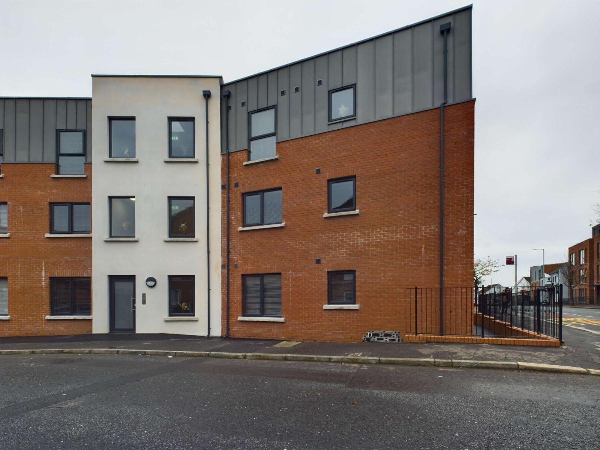 Contemporary 2 Bed Self Catering * Belfast