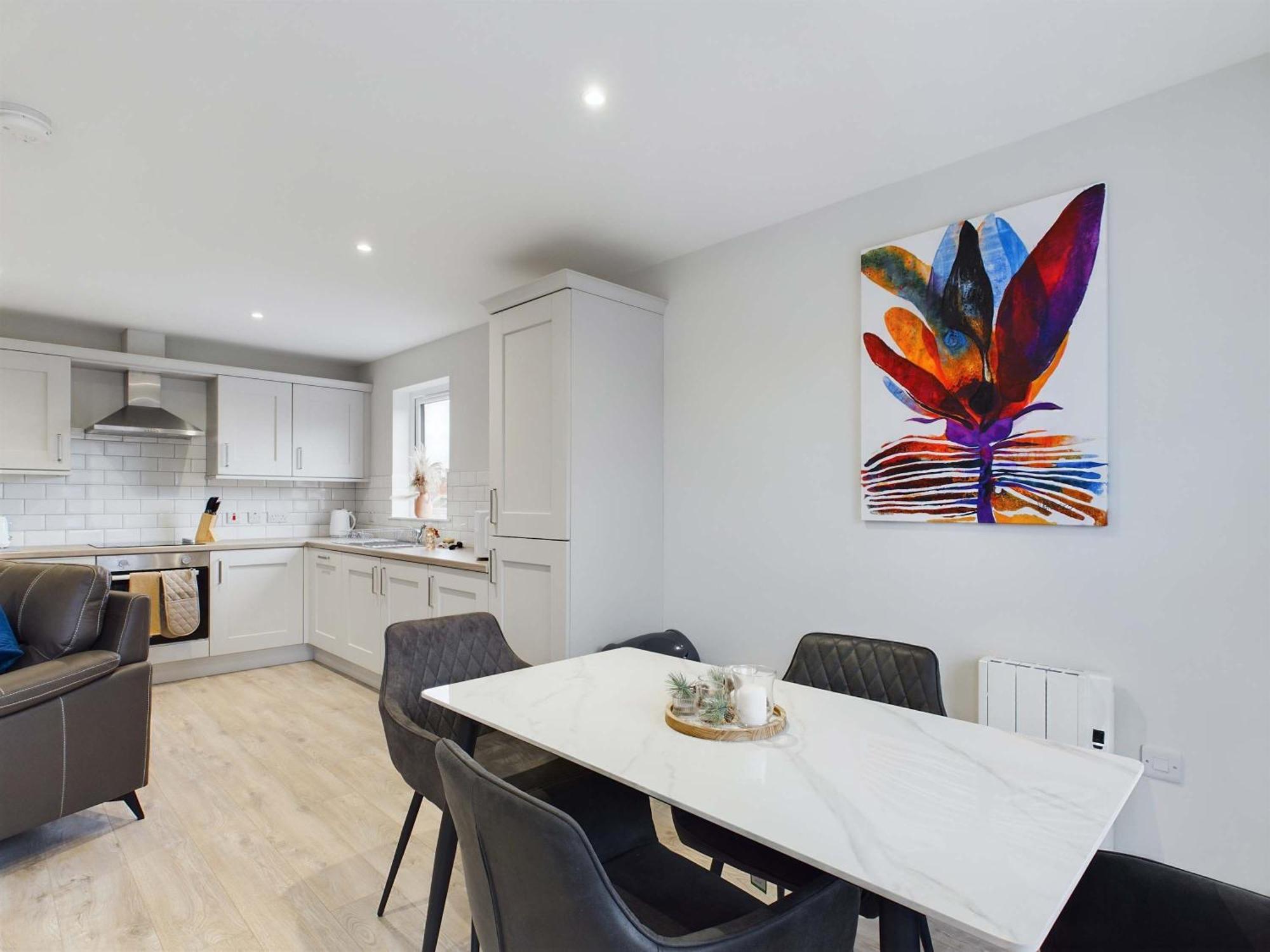 Apartment Contemporary 2 Bed Self Catering